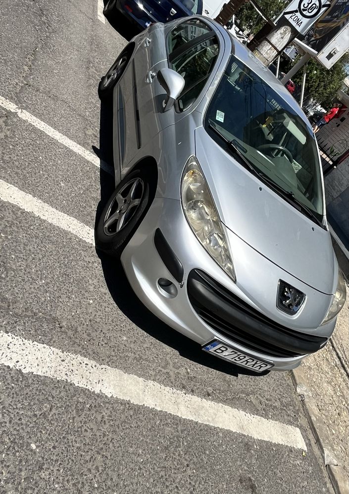 Peugeot 207 1.6 HDi (9HX) 92cp 2007