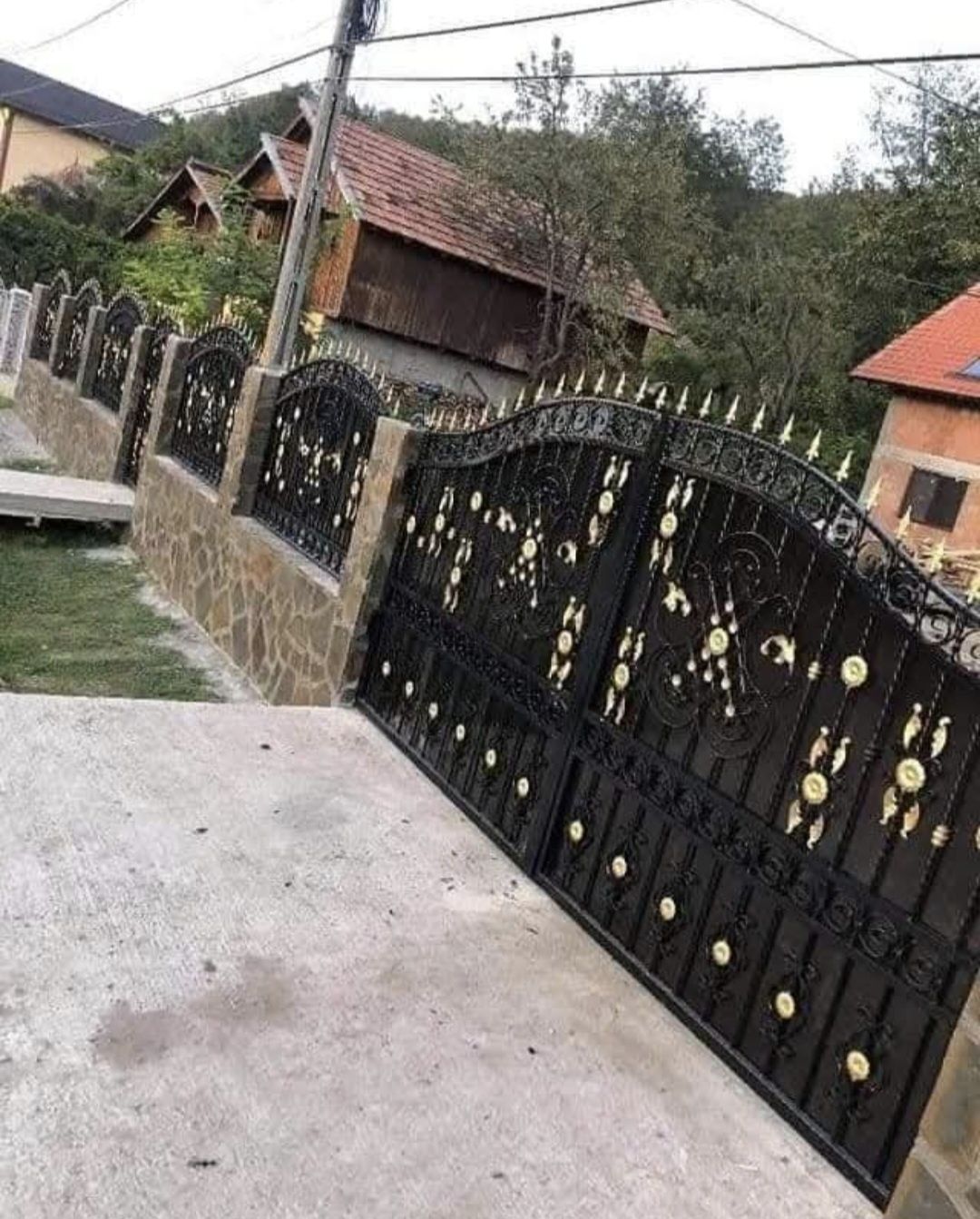 Porți și panouri de gard