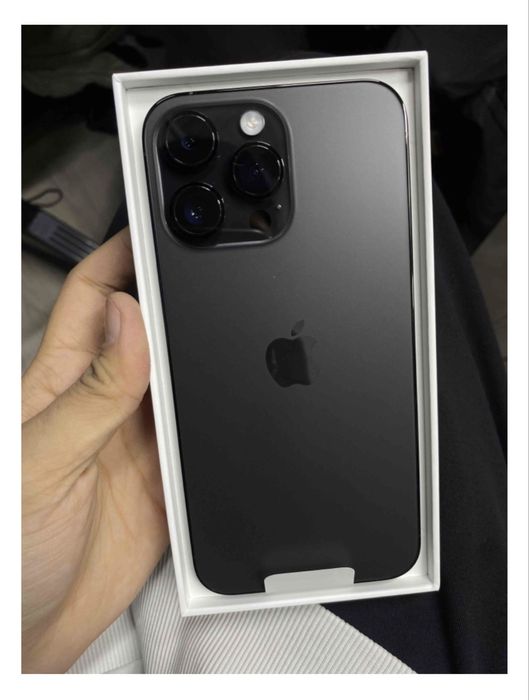 Продам айфон 14 про мах 500000 тг