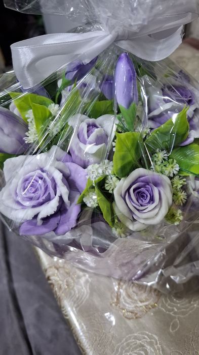 Нежный мыльный букет в феолетовых оттенках