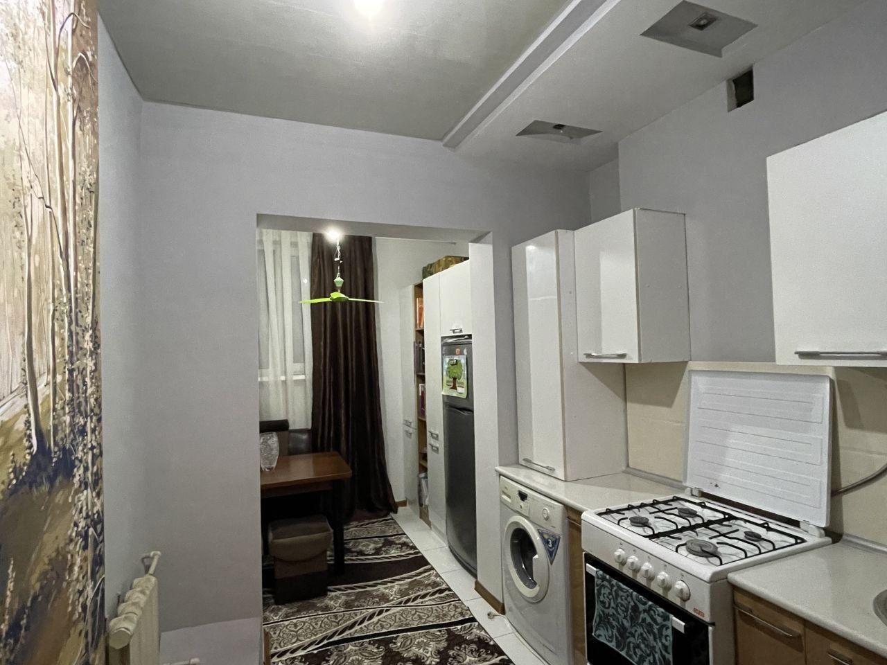 Юнусабад Сампи 3/4/4 балкон 2х6 Срочная продажа