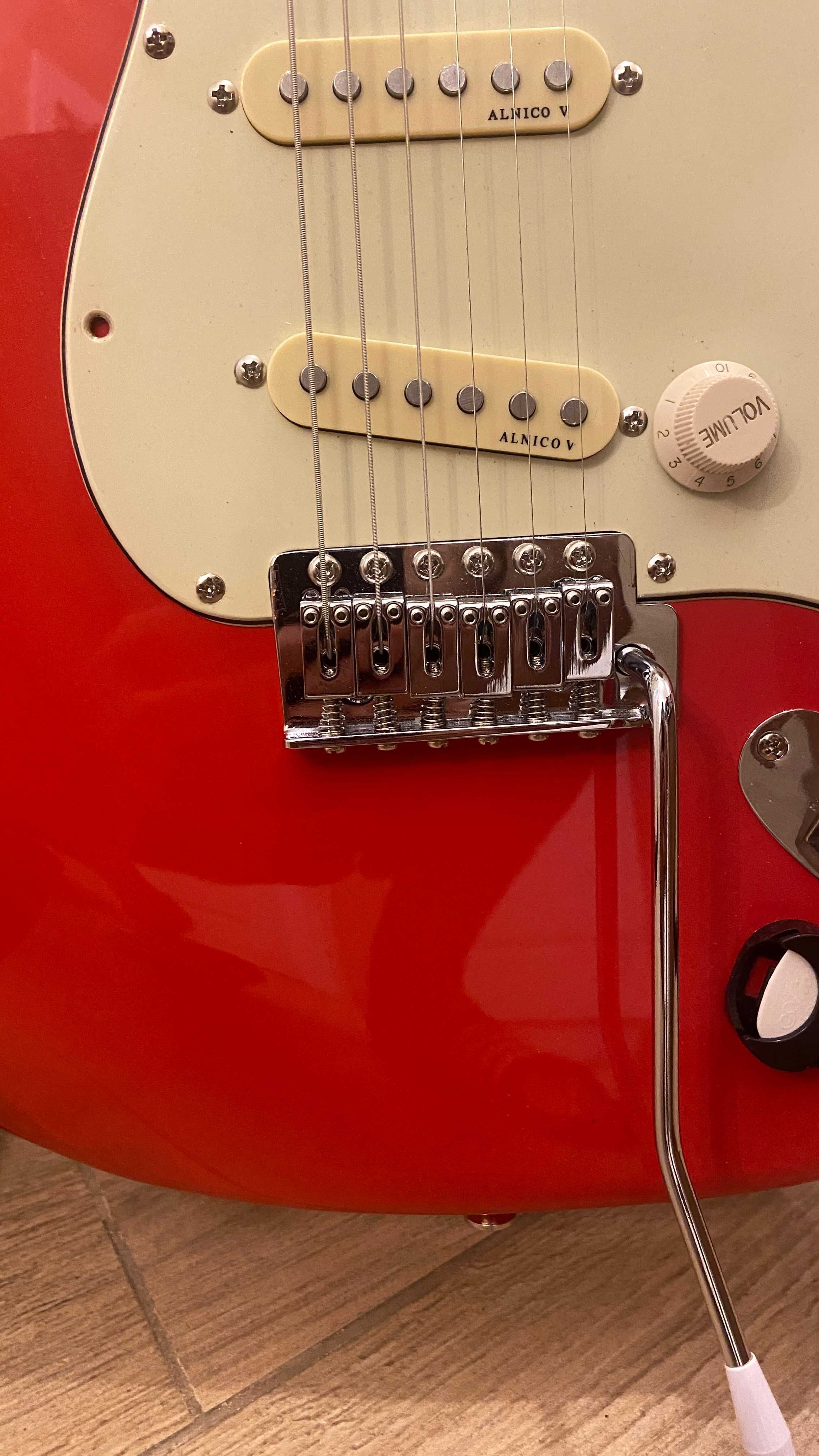 Китара стратокастър 1990’s Made In Japan Red Squier Stratocaster