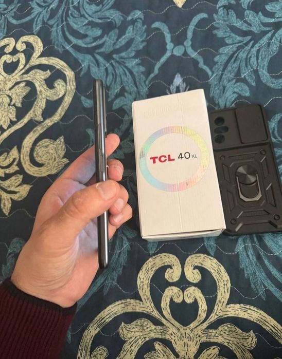 Srochna sotiladi TCL 40XL 6/256GB Orginal Xolati ideal yengide turibdi