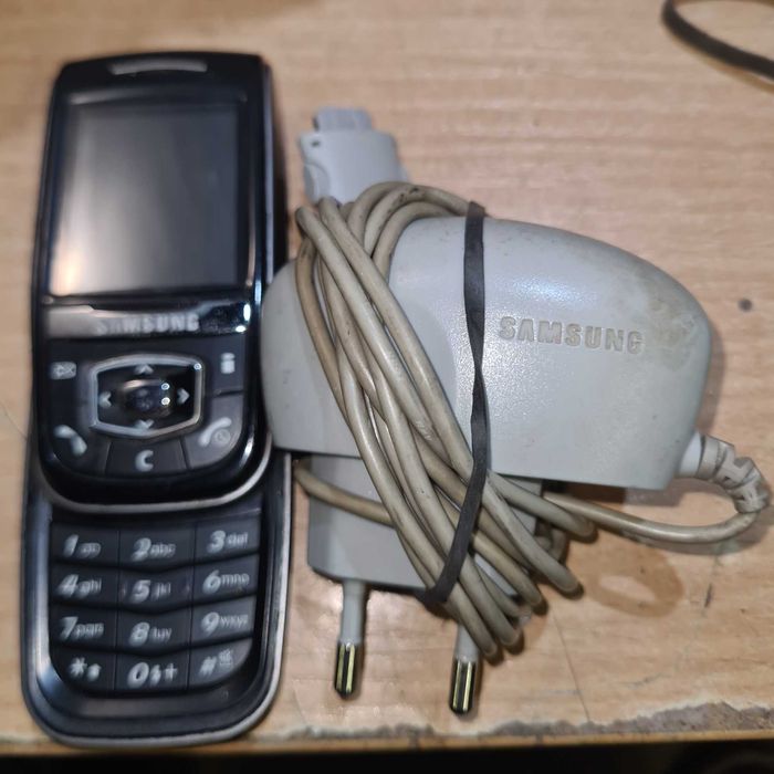 Продавам моб. телефон Samsung SGH-B520