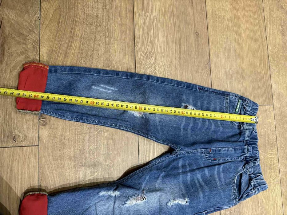 Дънки 12-18 месеца по 10 лв.