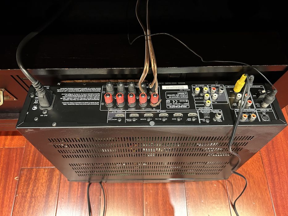 Receiver Marantz NR1403 + boxe Boston