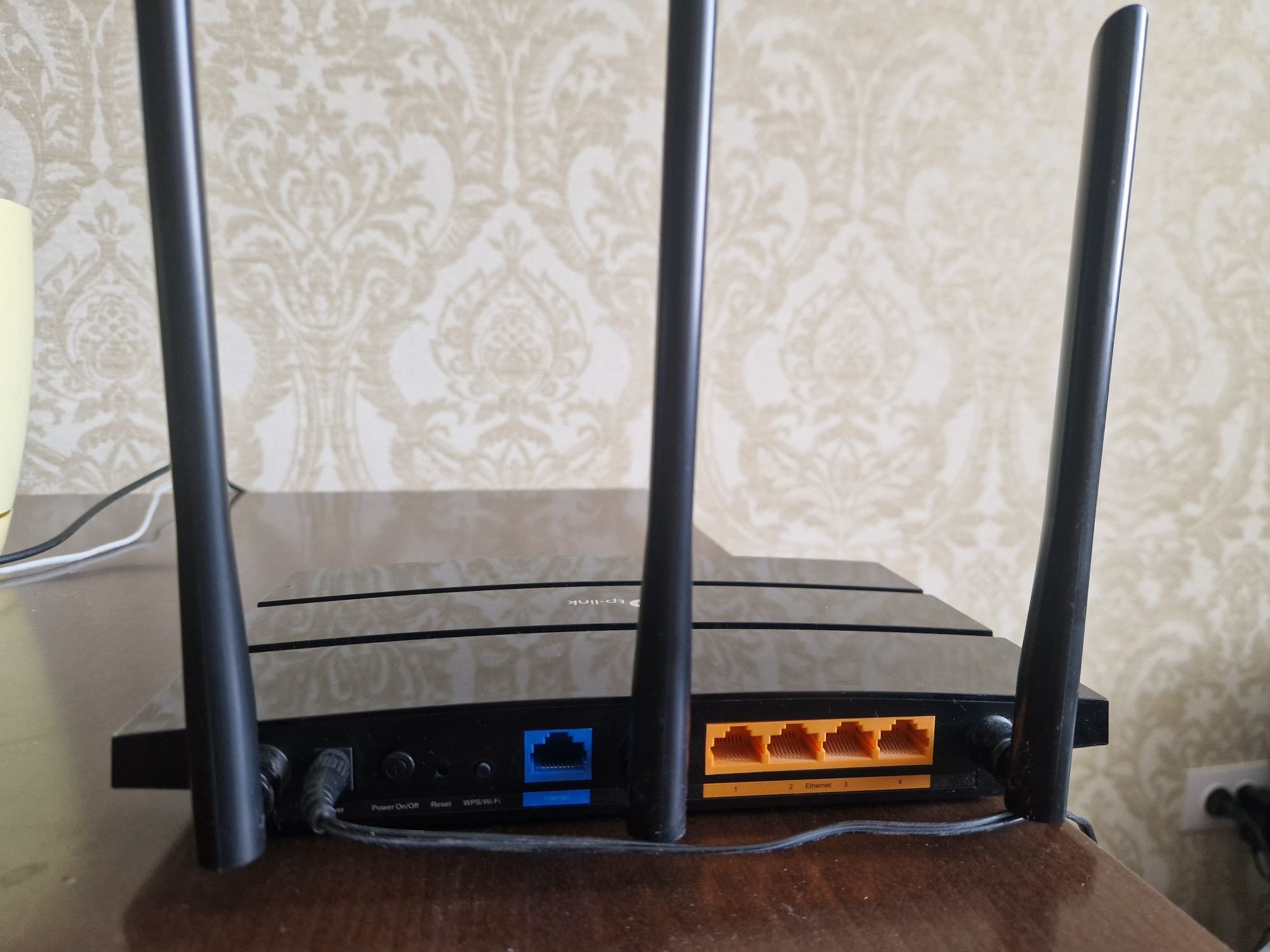 Wi-Fi роутер TP-LINK AS 1900  Archer A8