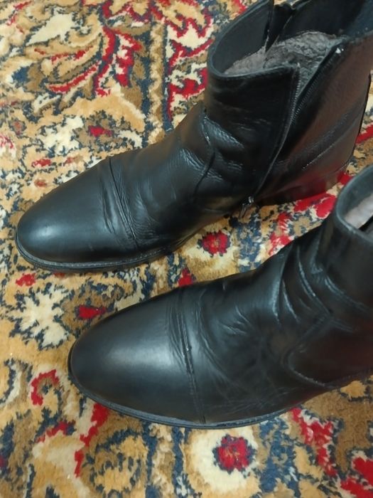Продам кожаные мужские сапоги