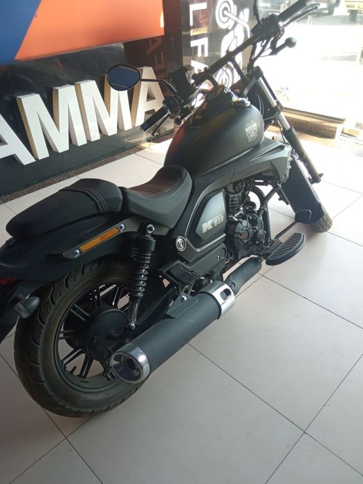 Мотоцикл Lifan 200