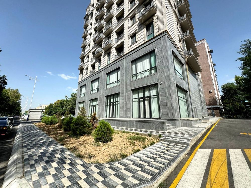 Аренда под Офис Ориентир  Метро Хамза Улица Бунёдкор 1800м2 24000$