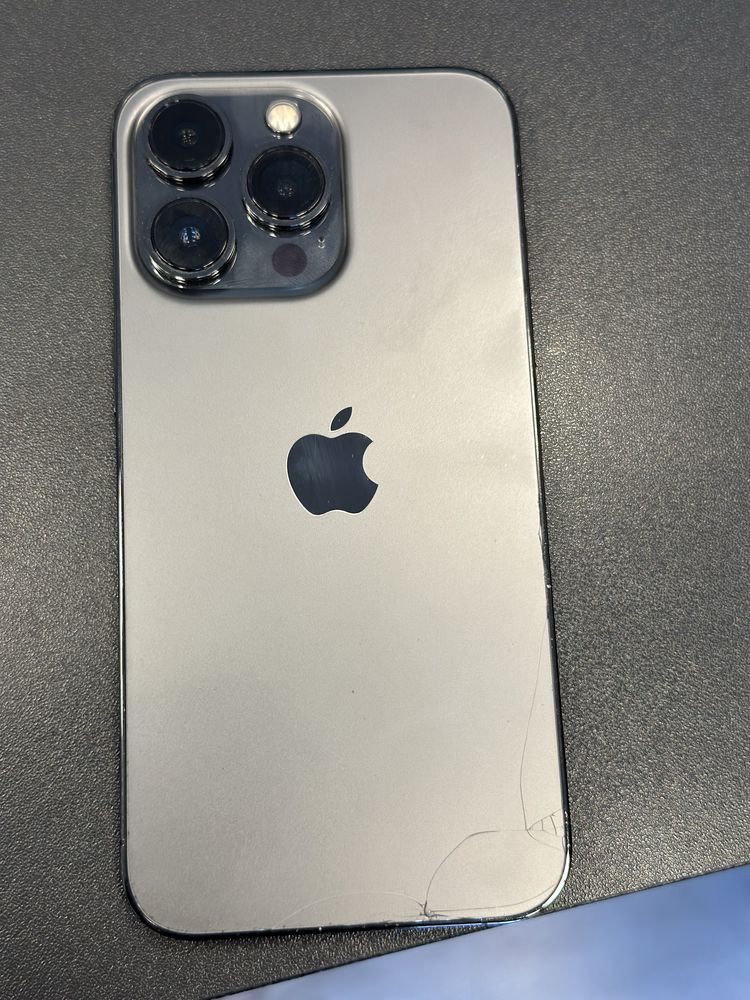 Vand Iphone 13 pro