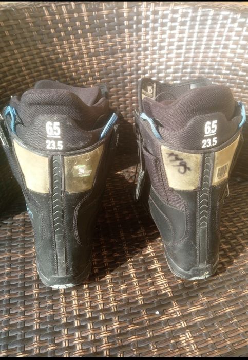 Echipament snowboard