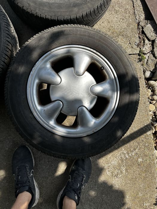 Джсанти от Рено 15ки