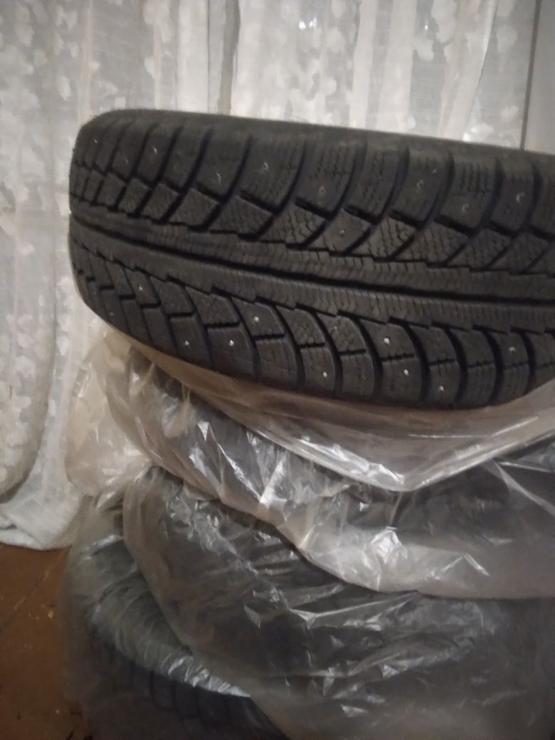 Продам резину зимнюю
