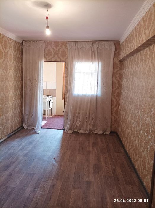 Mirzo Ulug'bek tumani Qorasuv 6  Arzon uy 1 xona