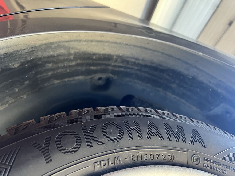 Резина-Зима R-17 YOKOXAMA