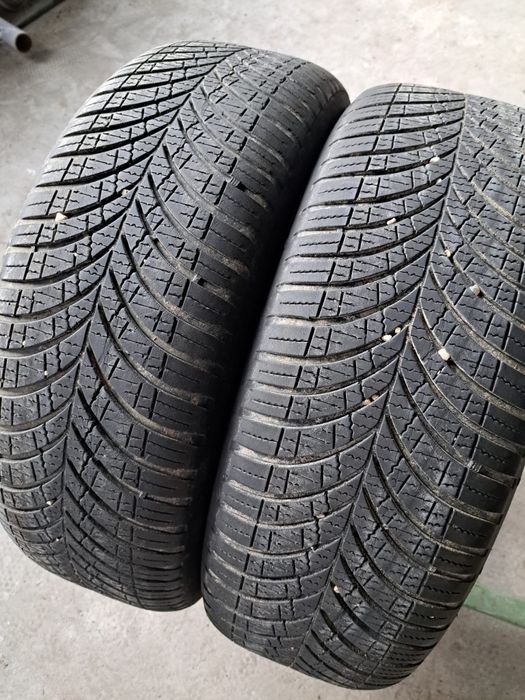 2 anvelope Allseasons 215 60 r17 Goodyear