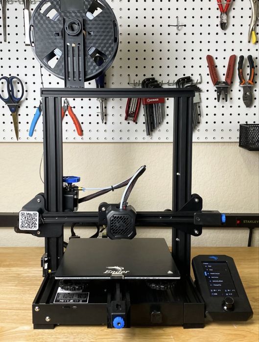 Продам 3д принтер Ender 3v2