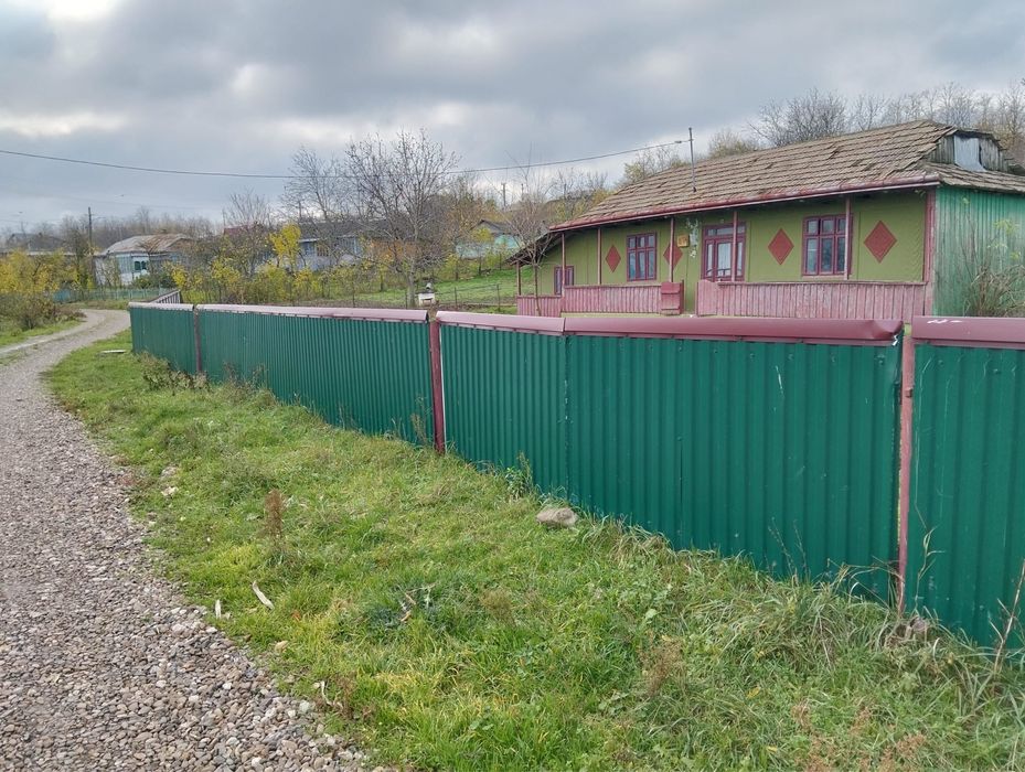 Vand casa cu gradina si fantana, in Hanesti Botosani, Super Pret