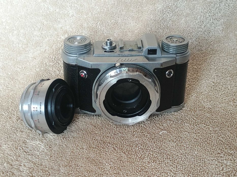 Aparat foto pe film  Altix