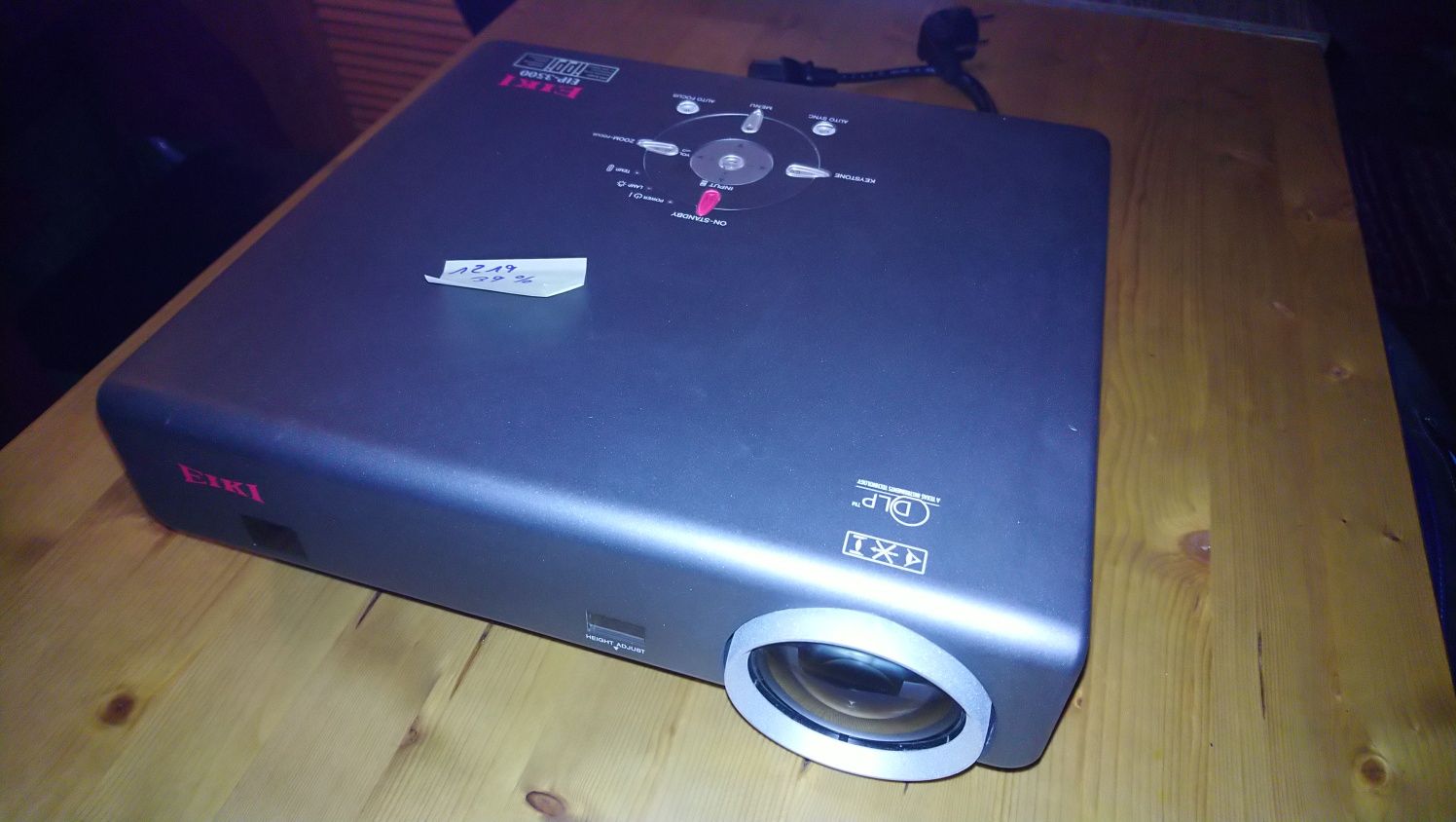 Videoproiector EIKI eip 3500