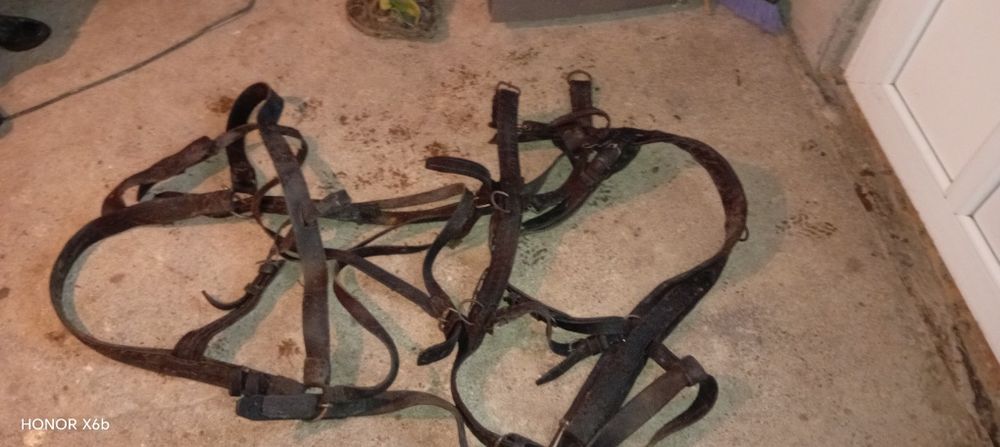 Vând ham aproape nou