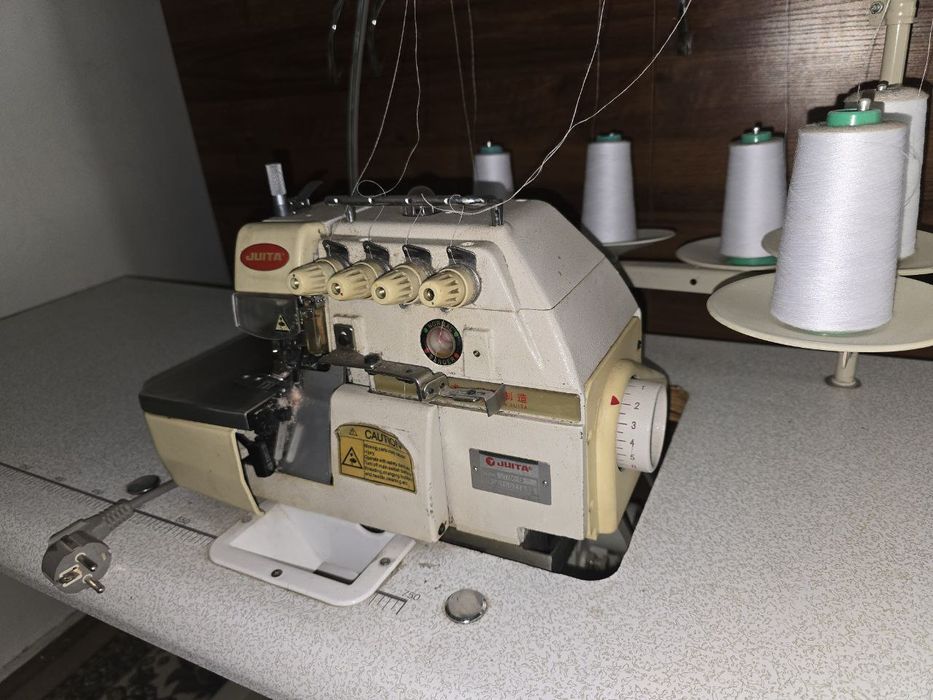 Tikuv mashinasi, overlok 5 ipli firma juita