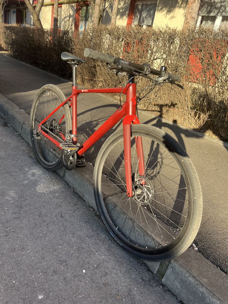 Citybike/cursiera Cube - marime M noua.