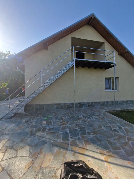 Scari metalice galvanizate