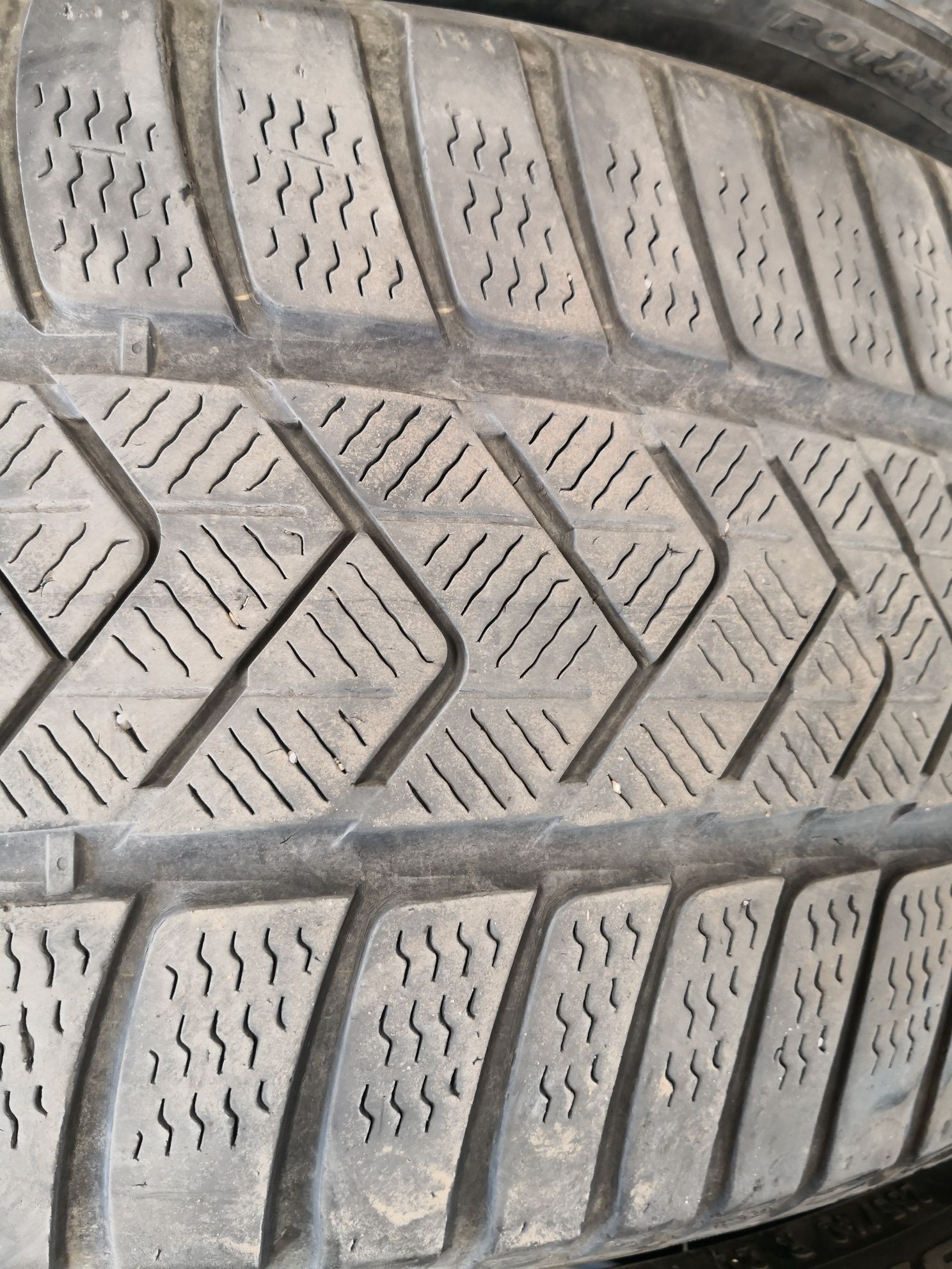 265 40 20 цола гуми Pirelli