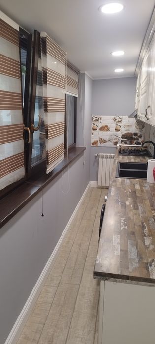 Vând apartament cu 3 camere