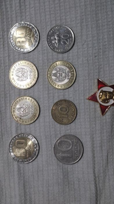 Продам монеты, цена договорная