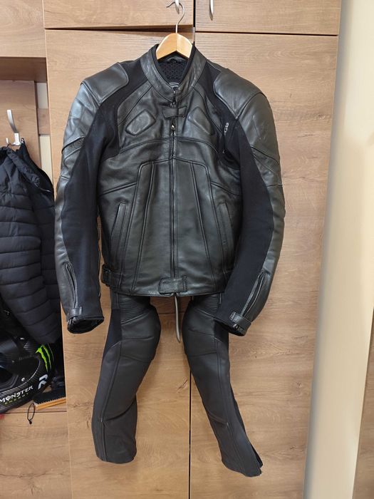 Мото екип от две части