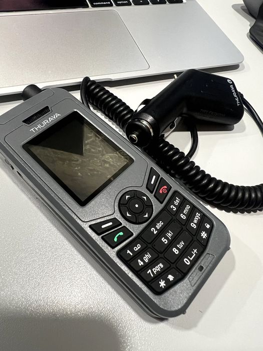 Thuraya XT-Lite спутниковый телефон