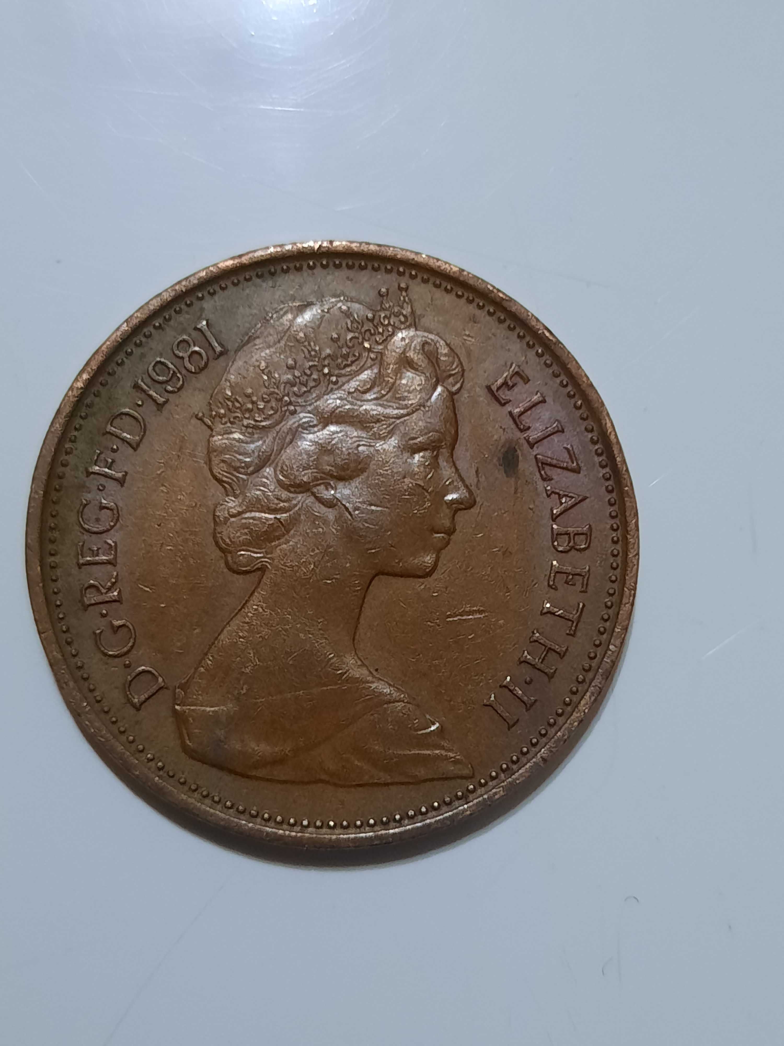 2 new pence 1971 Elizabeth ll