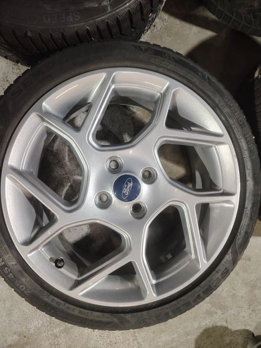 Jante originale Ford Fiesta 4x108 r17 anvelope iarna Senzori presiune