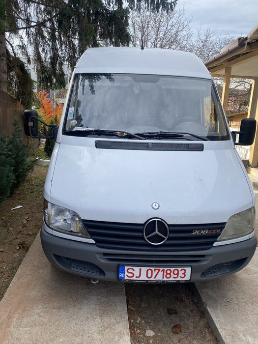 Vand mercedes sprinter 3 locuri