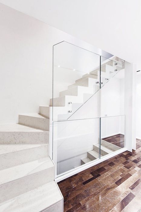 Balustrada din sticla