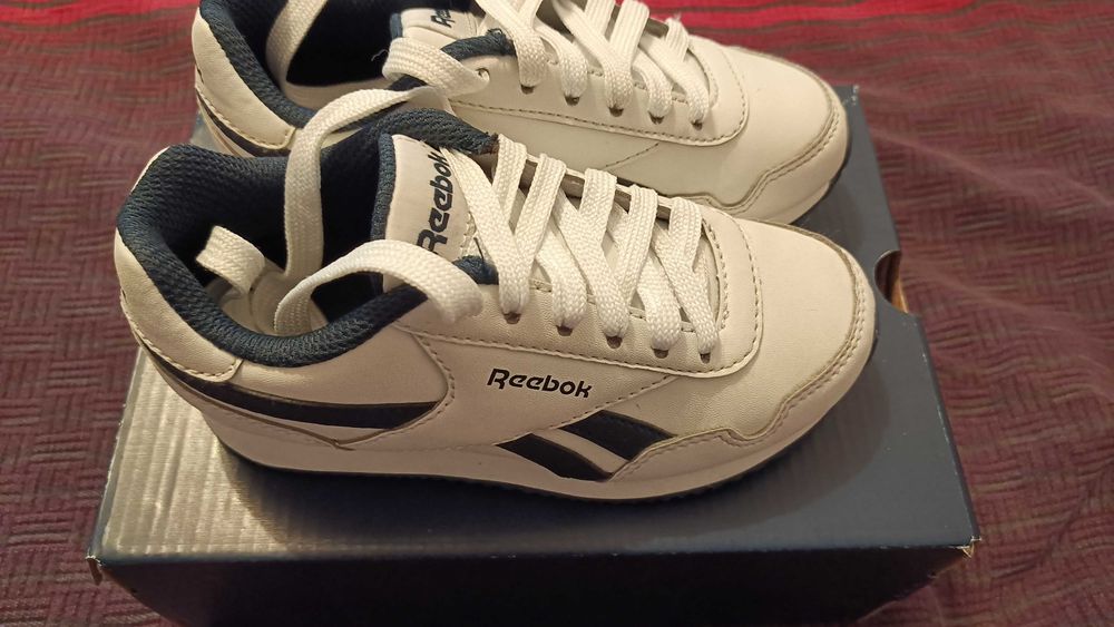 Încălțăminte sport școală copii adidași  nike adidas reebok skechers
