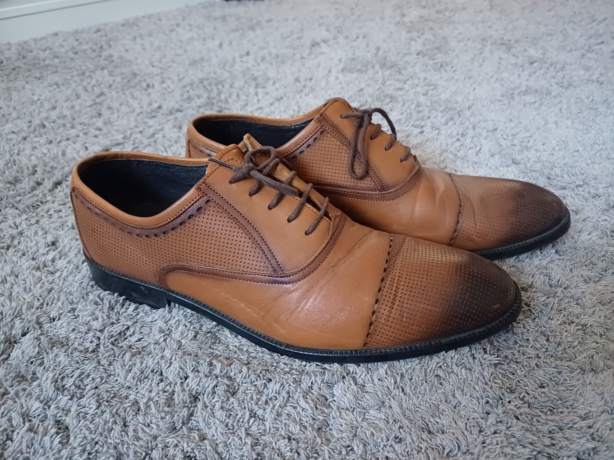 Pantofi fin piele naturala, mărimea 43