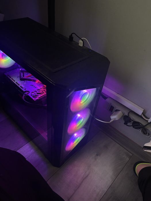 Vand pc ryzen 7 5700X