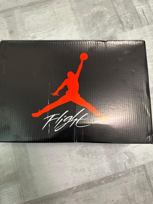 Jordan 4 black cat noi
