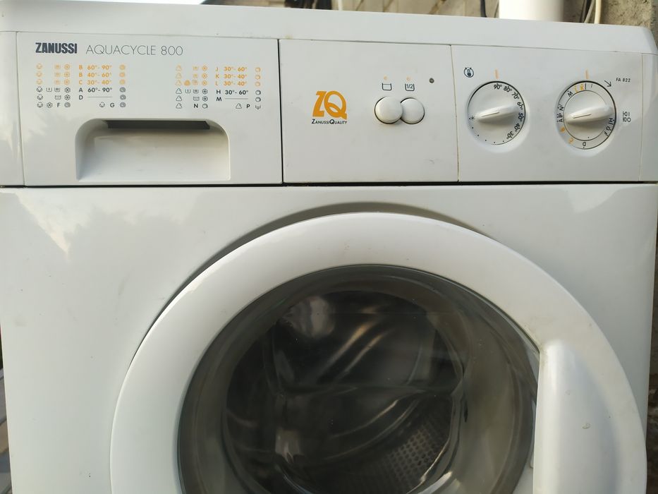 Продам стиральную машину ZANUSSI