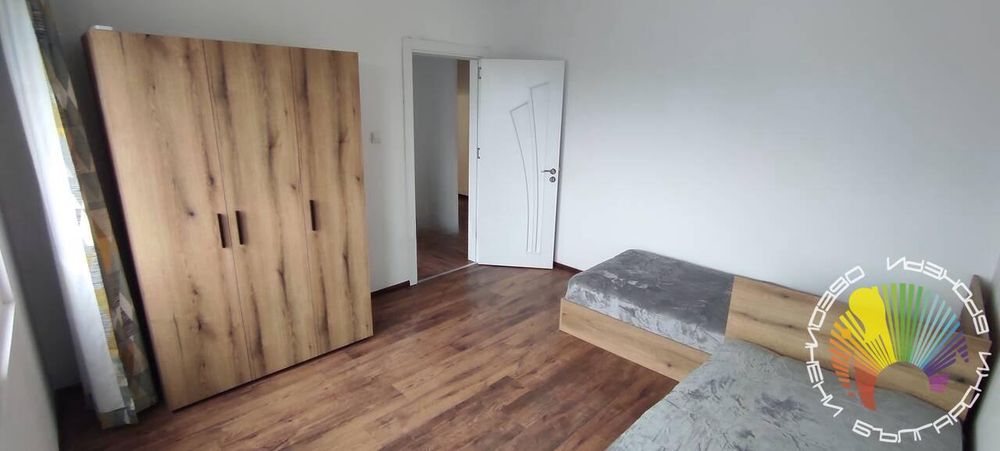 Дава се под наем Тристаен апартамент в Бургас, Братя Миладинови - 60 кв.м за 382.5 € - Снимка #3