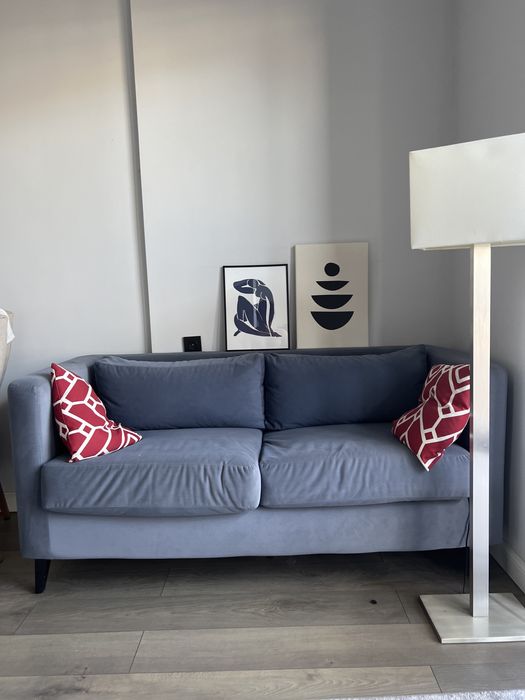 Продам синий диван