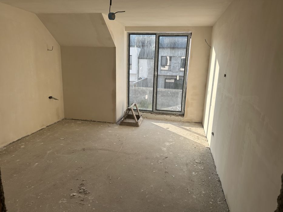 Casa De Vanzare Aeroport Vasile Gionea (toate utilitatile)