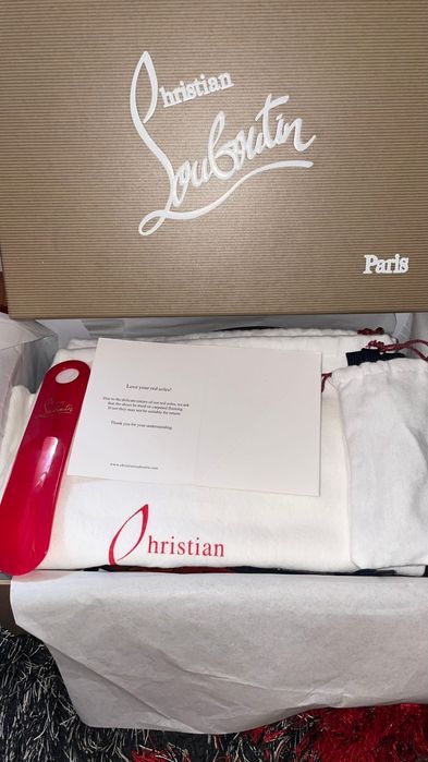 Christian louboutin low suede