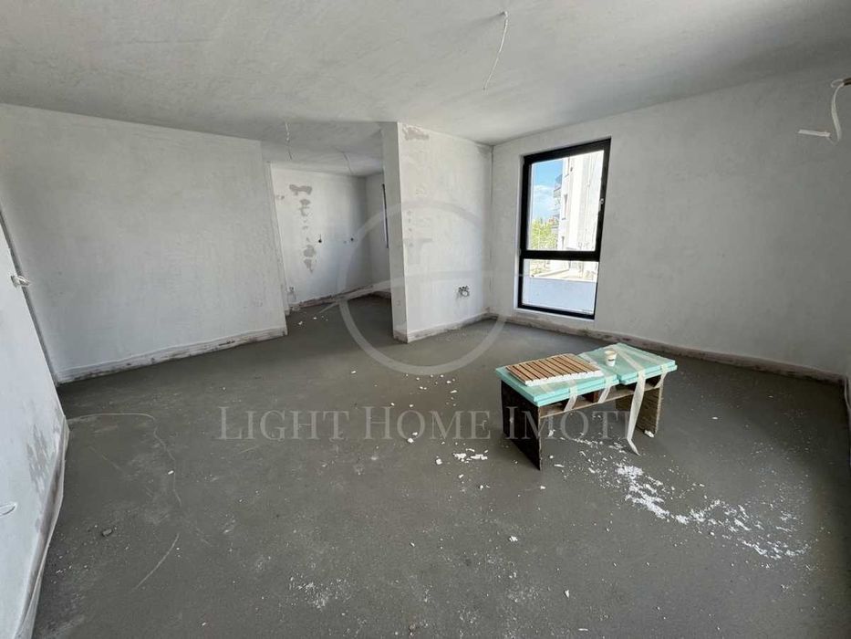 Продава се Тристаен апартамент в Пловдив, Остромила - 114 кв.м за 1096 €/кв.м - Снимка #1