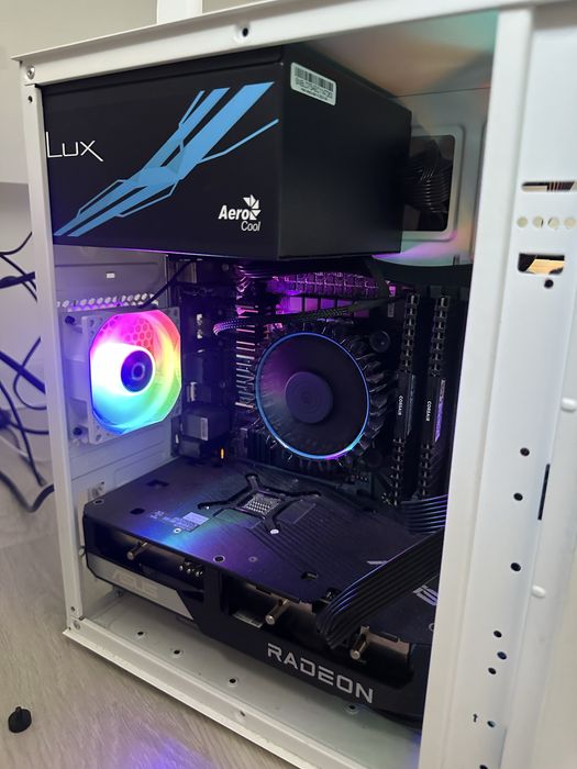 PC Gaming - i5-12400F, RX 6650XT, 32GB DDR4 + MONITOR ALIENWARE 240Hz