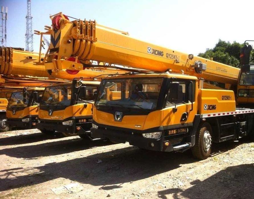 Аренда КРАНА 25т, вылет стрелы 42м кран XCMG услуги